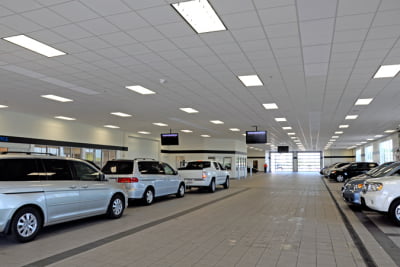 MCGRATH HONDA CONSIDERS CUSTOMER EXPERIENCE AND AESTHETICS IN NEW SERVICE CENTER